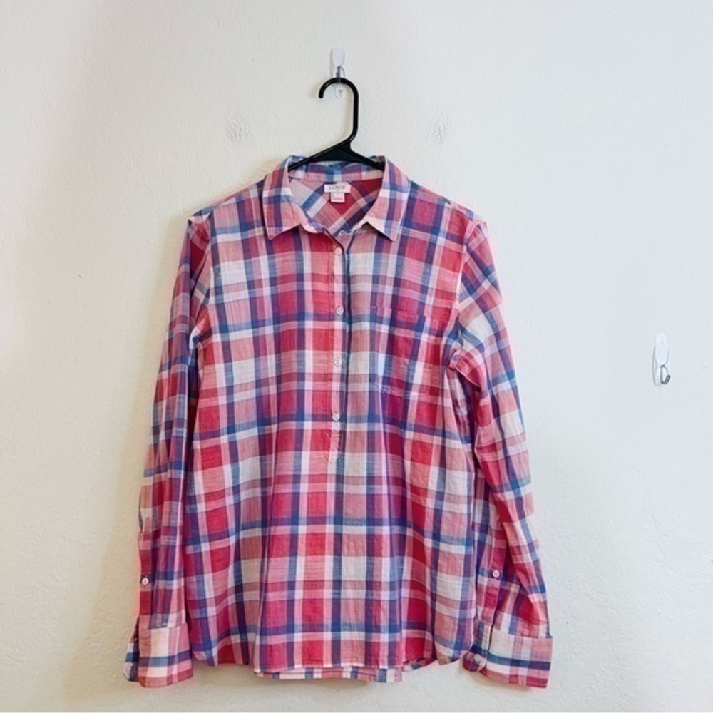 J. Crew Plaid Button Down Long Sleeve Shirt Size Small Pink/Blue pocket